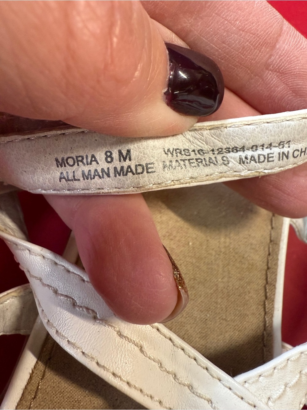 Yuu Women's White Strappy Comfort Sandals Women’s SZ 8 - Picture 9 of 12